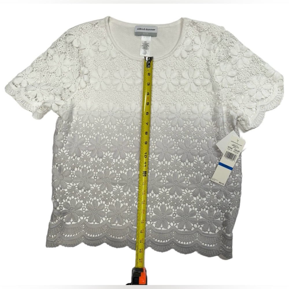 Alfred Dunner size PXL white and gray ombré shirt NWT, never before worn! - Picture 6 of 10